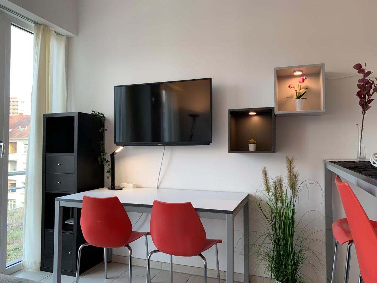 Exklusive WohlfüHloase By Rabe - Parkplatz & Free Netflix & Coffee-Bar Apartment Karlsruhe Luaran gambar